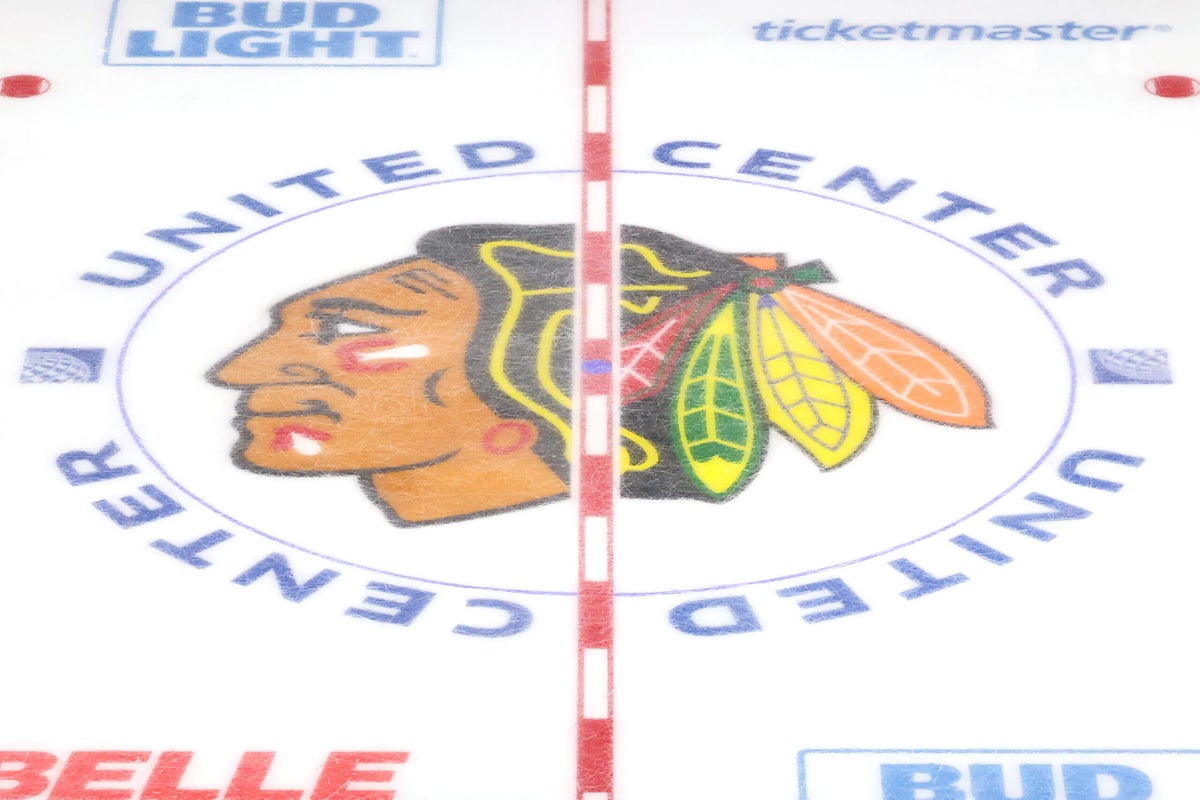Blackhawks settle lawsuit with former player John Doe